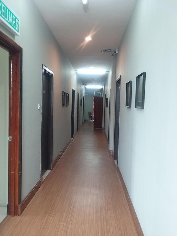 Ginasuite Kompleks27 Hotel Bandar Seri Begawan Exteriör bild