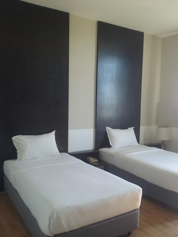 Ginasuite Kompleks27 Hotel Bandar Seri Begawan Exteriör bild