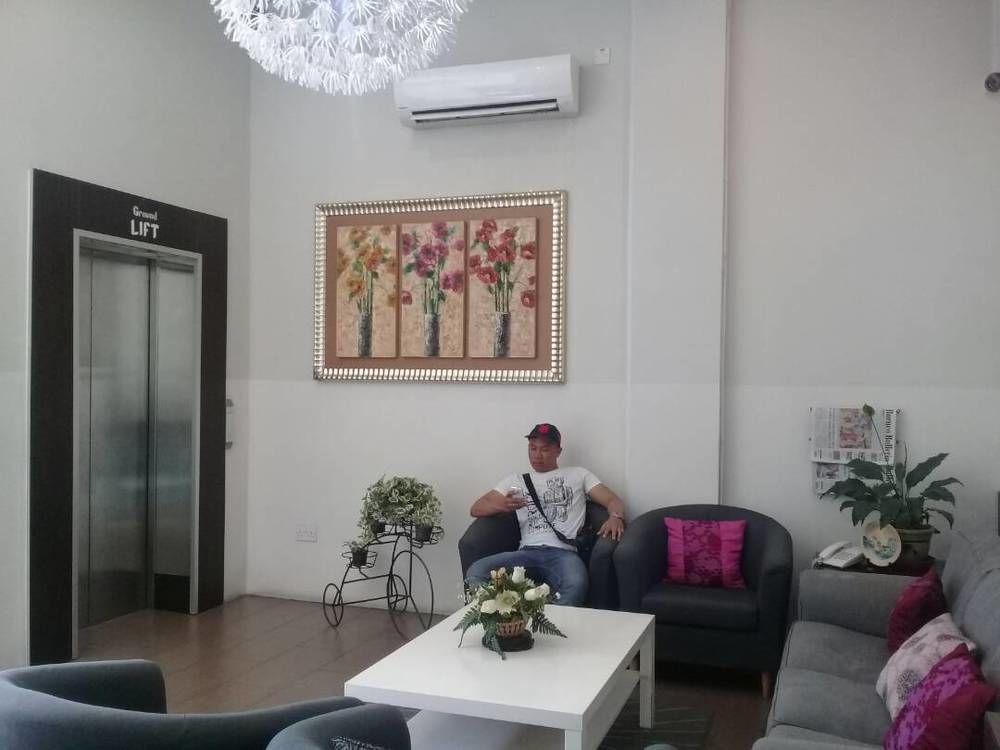 Ginasuite Kompleks27 Hotel Bandar Seri Begawan Exteriör bild