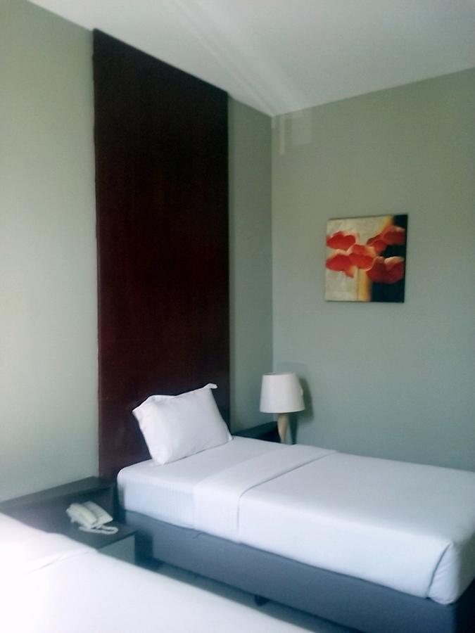 Ginasuite Kompleks27 Hotel Bandar Seri Begawan Exteriör bild