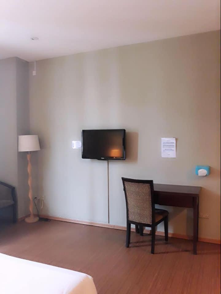 Ginasuite Kompleks27 Hotel Bandar Seri Begawan Exteriör bild