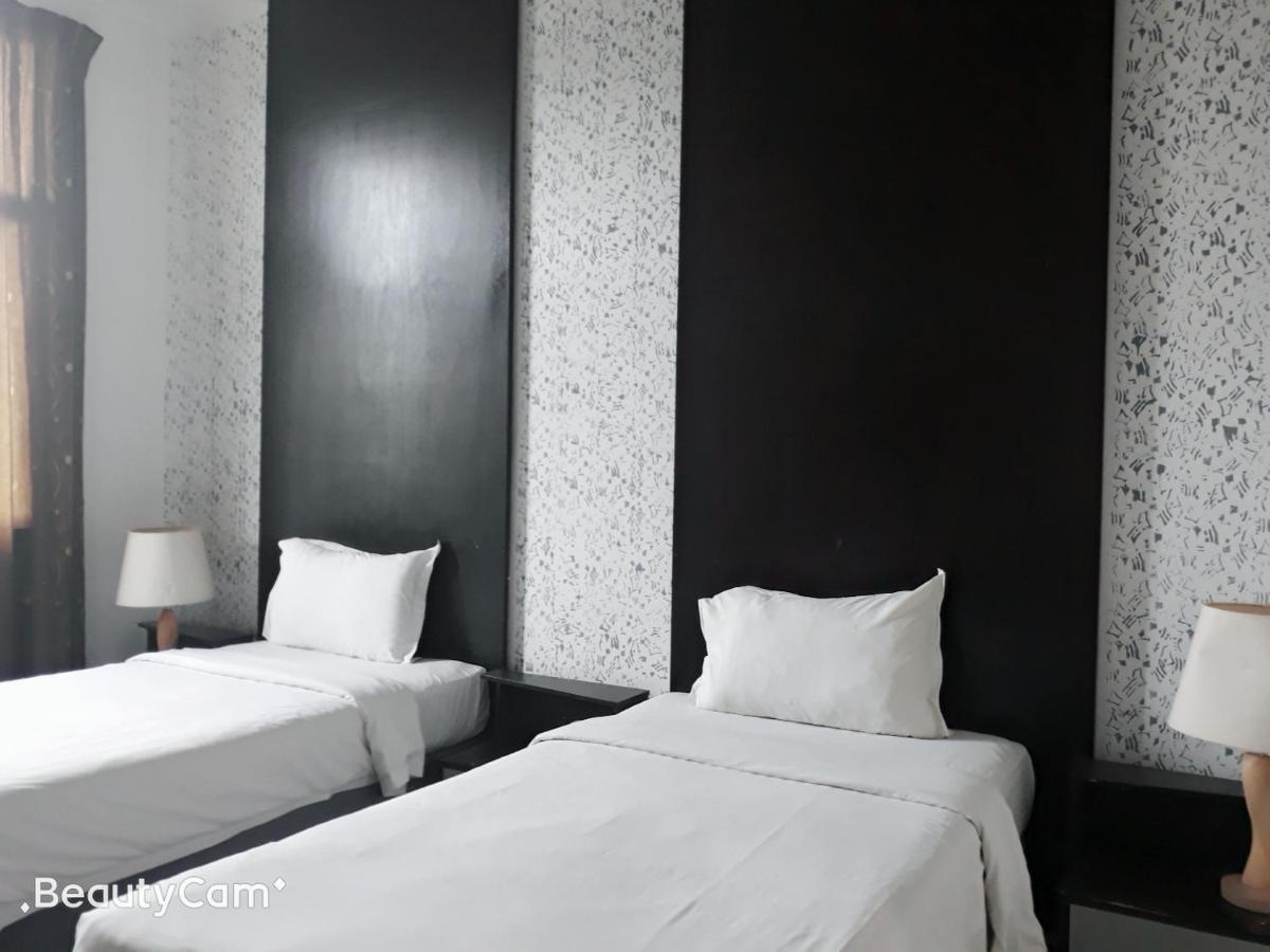Ginasuite Kompleks27 Hotel Bandar Seri Begawan Exteriör bild